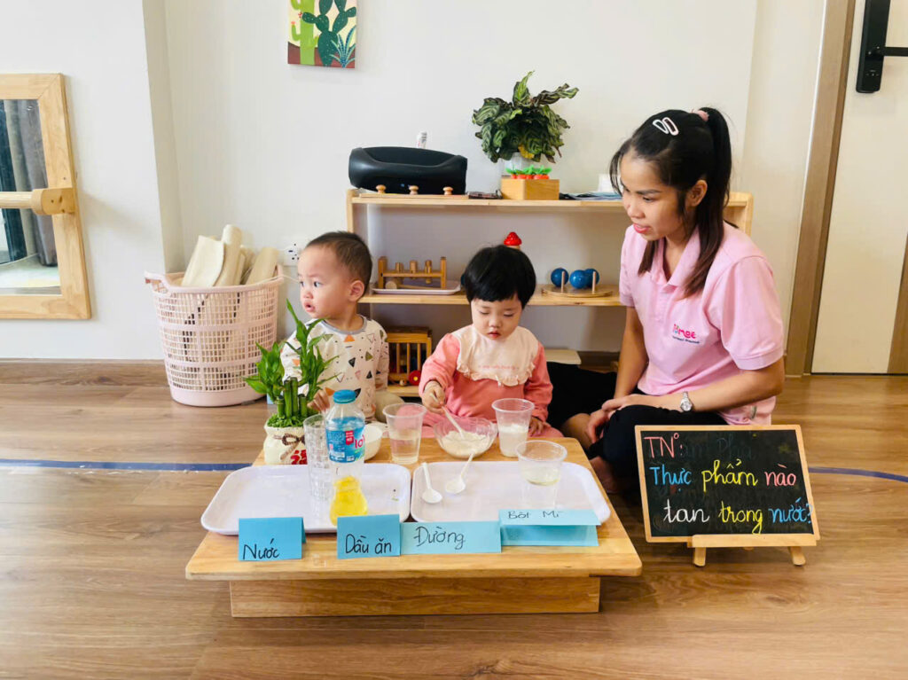 Hoạt động học (tập luyện, múa hát, nghe kể chuyện, hoạt động tạo hình/năng khiếu).